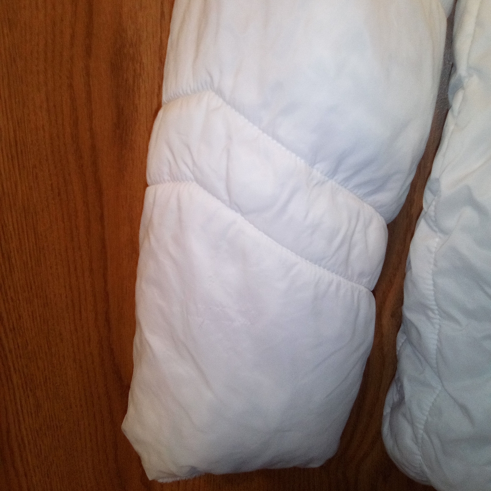 Women's White Puffer Jacket Size Medium By Xersion - Picture 3 of 7
